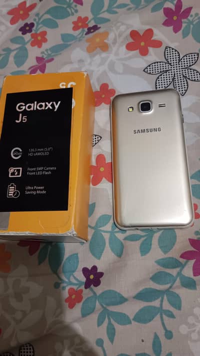 Samsung Mobile J5
