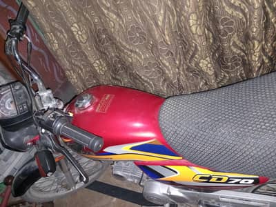 Honda cd70 model 2025 ka 5 mah mn li thi