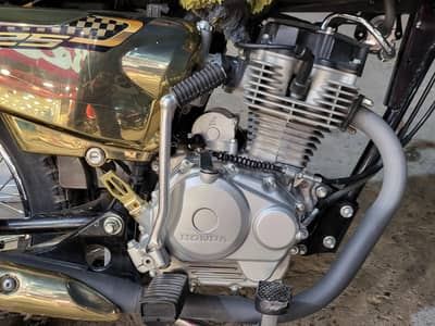 Honda CG 125 Special Edition Gold 2025