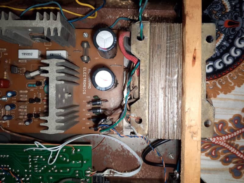 Amplifier Speaker Buffer Box and Echo Gift 8