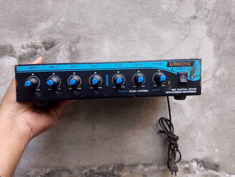 Amplifier Speaker Buffer Box and Echo Gift 13