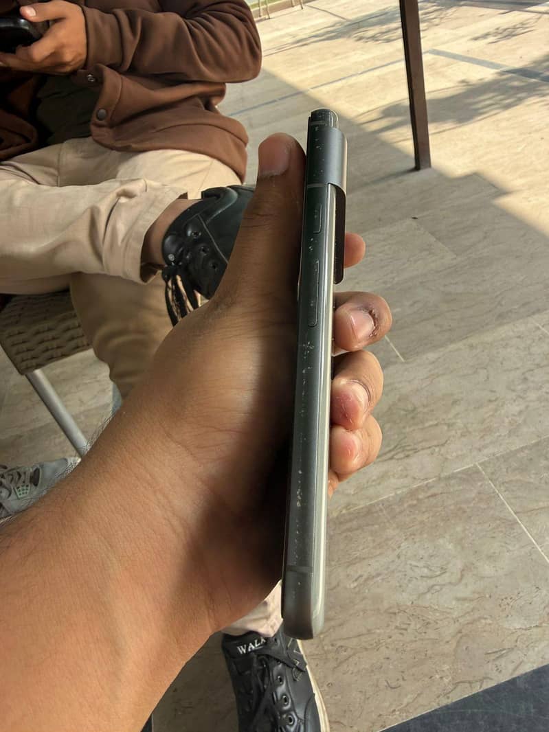 Google Pixel 8 2