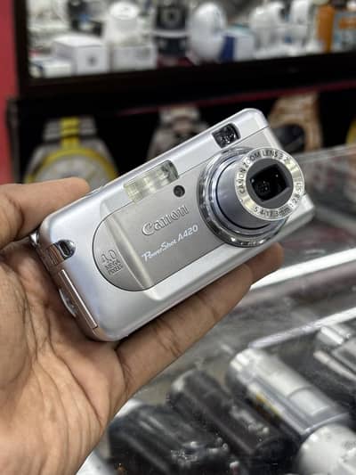 Canon powershot 420 - digital camera - antique