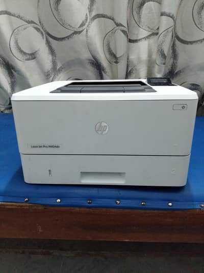 HP LaserJet Pro M 404dn