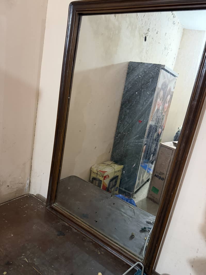 Dressing table nd 2 side tables 0