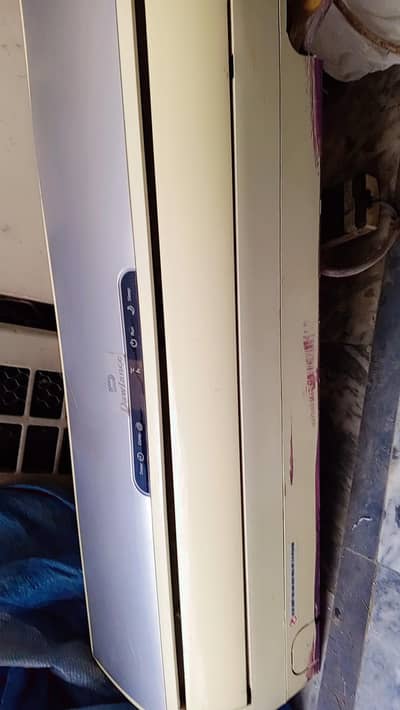 [AC Brand Name Dawlance] 1 Ton AC For Sale 03004494227