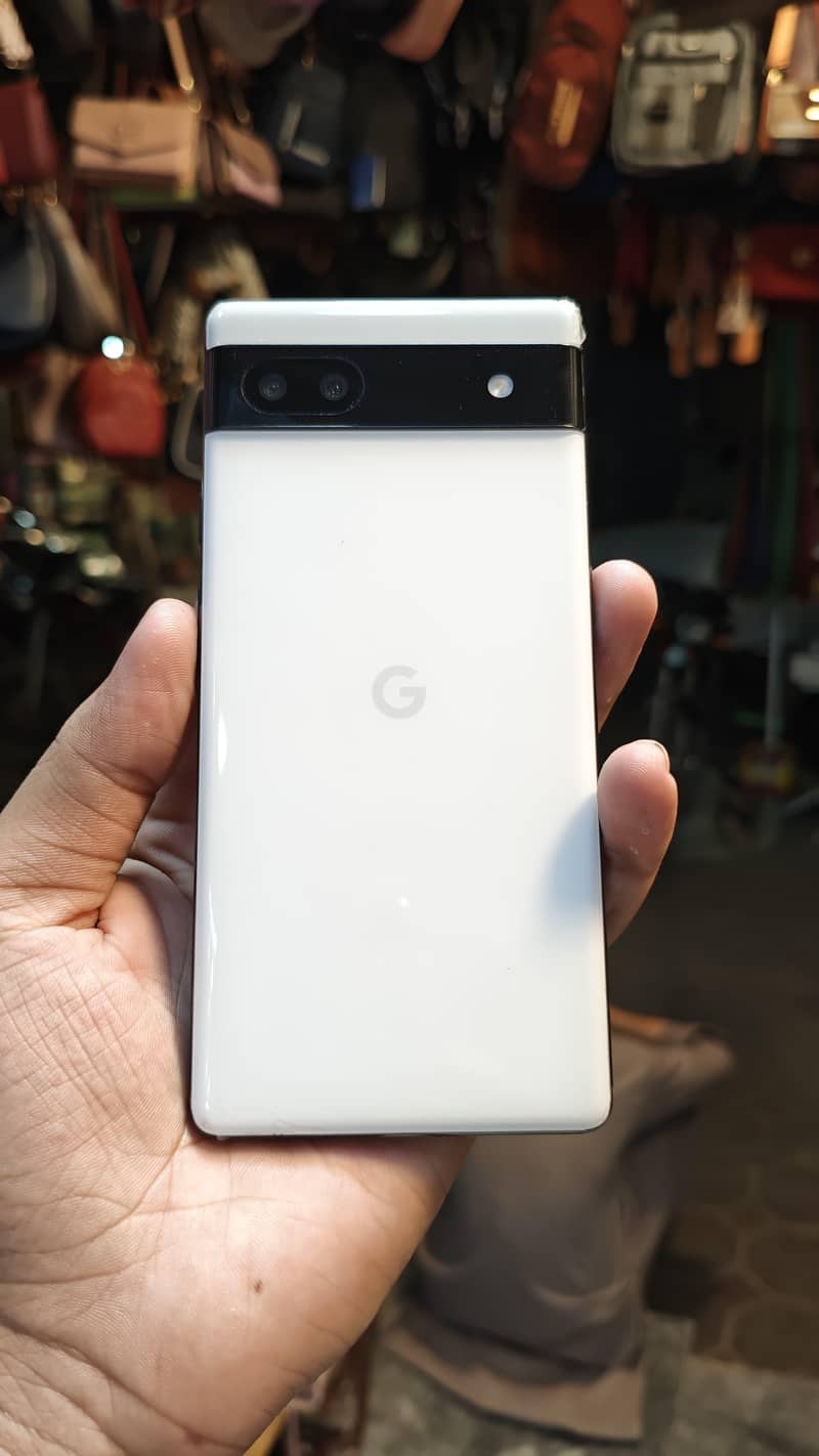 Google Pixel 6a 1