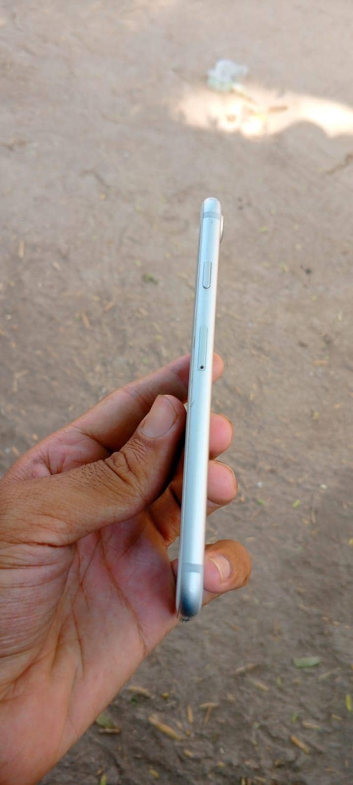 Apple iPhone 7 4