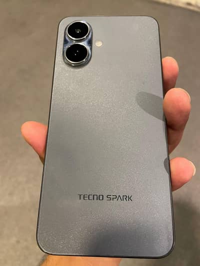 Tecno Spark Go 2