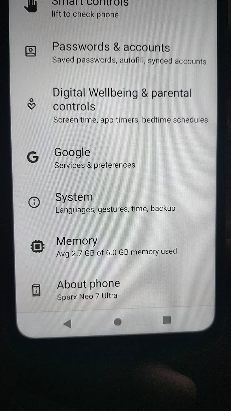 Tecno Sparkx neo7 1