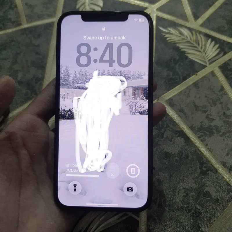 Apple iPhone 12 4