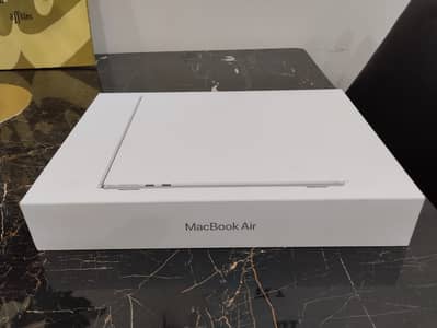 Apple MacBook Air M4 (16GB RAM/256GB) - Brand New Box Packed - Silver