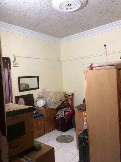 Shumail Garden Block 19 Gulistan-e-Johar Flat no. 405 4th floor