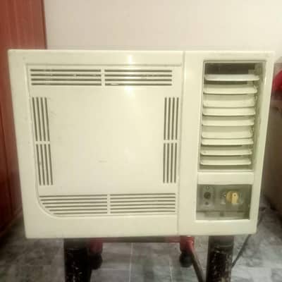 0.75 ton russian window Ac