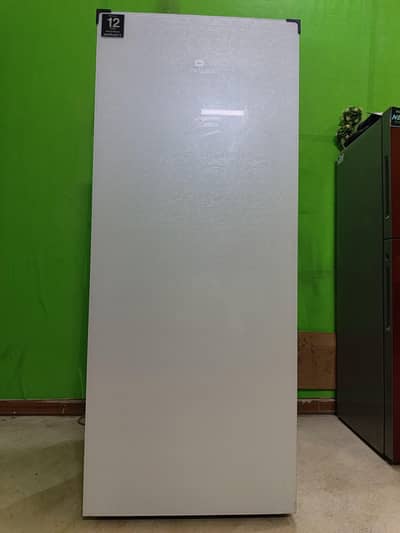 Dawlance Vertical Freezer – Excellent Condition