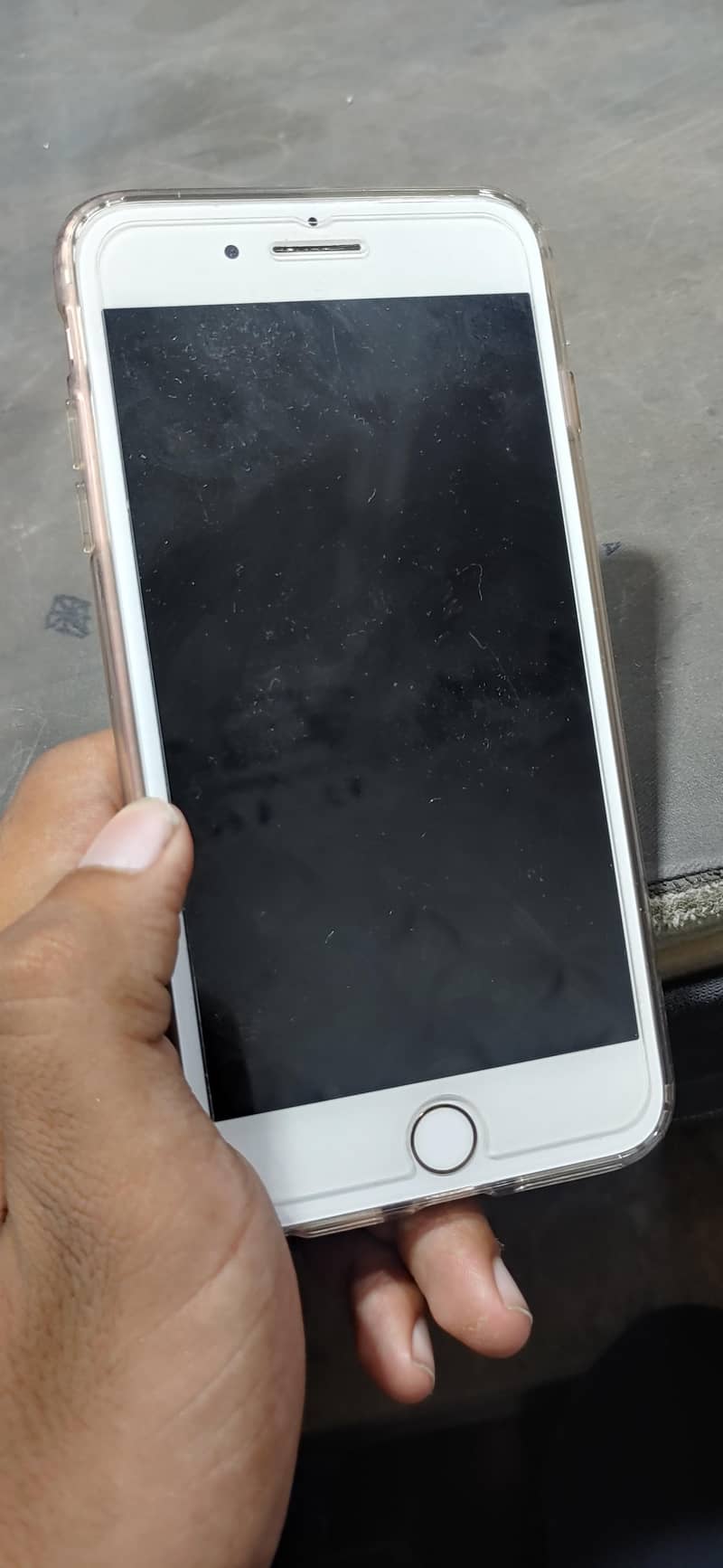 Apple iPhone 7 Plus 1