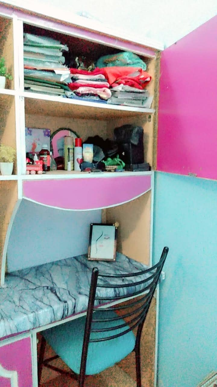 Large size study table heavy material 1