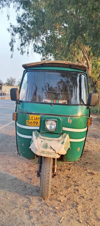Road king Lahore Registered Auto Rickshaw For Sale (Good Condition)