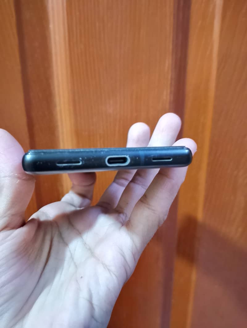 Google Pixel 6a - Sim Working 4