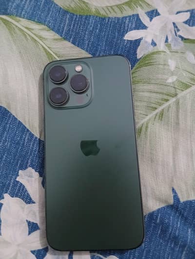 Iphone 13 pro Green colour