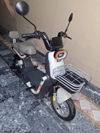 Ramza Kuling Electric Scooty
