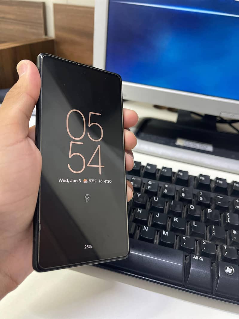 Google Pixel 6a 1