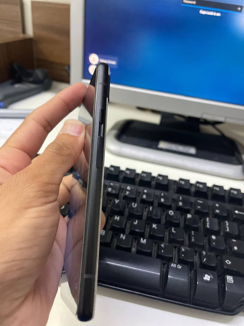 Google Pixel 6a 3
