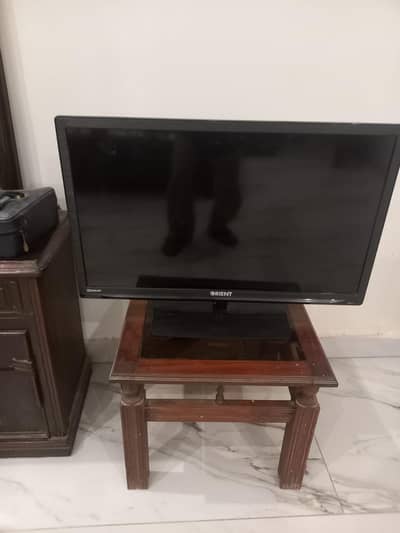 Orient 32" LED TV (Non-Smart) – Excellent Condition, All Ports Working