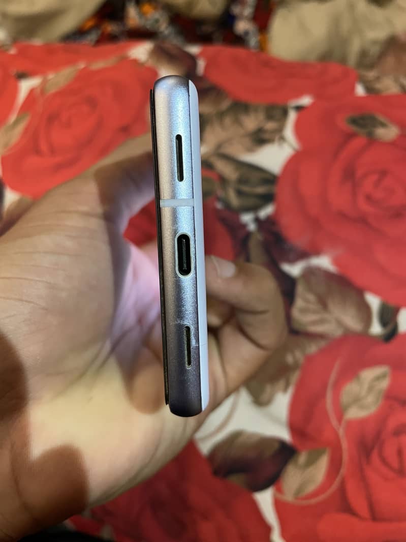 Google Pixel 7a 3