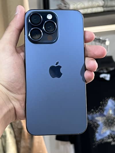 Iphone 15promax 256 factory unlocked LLa health 89% waterpack