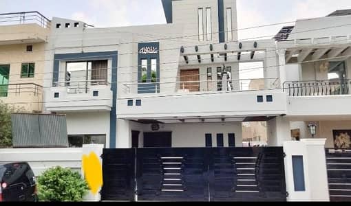 10 Marla upper portion for rent k2 hot location