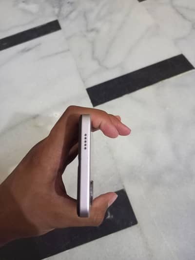Vivo Y04