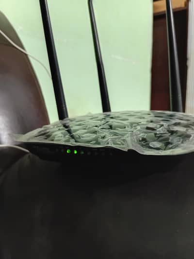 MT-LINK 4-Antenna 300Mbps WiFi Router – Almost New