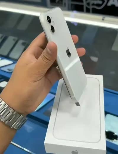 Apple iPhone 11 128 GB PTA approved my WhatsApp 0342. . . 2674. . 914