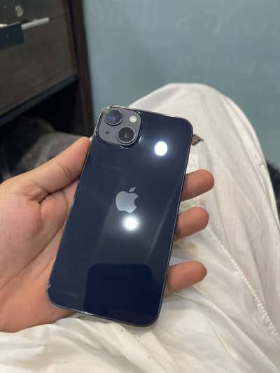 Apple iPhone 13