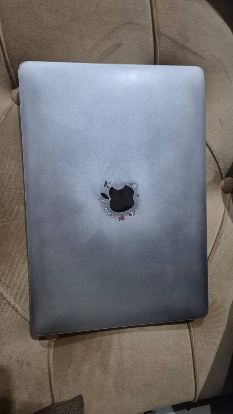 Macbook Pro 1
