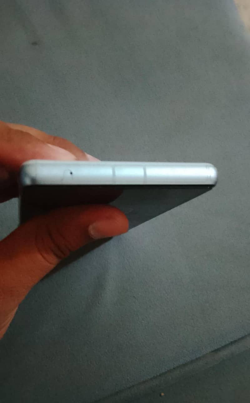 Google Pixel 7a 4