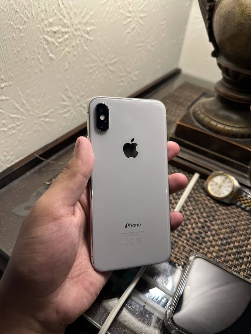 Apple iPhone X 0