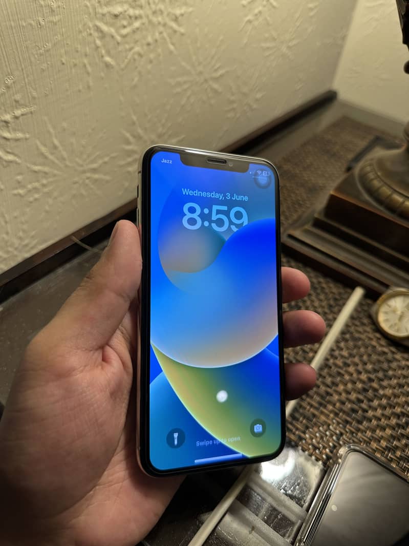 Apple iPhone X 2