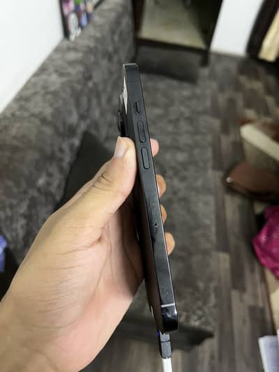 iPhone 14 Pro. (Pta approved)