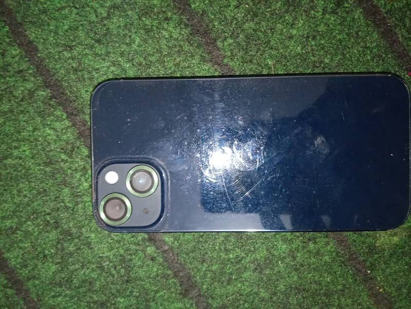 Apple iPhone 13 3