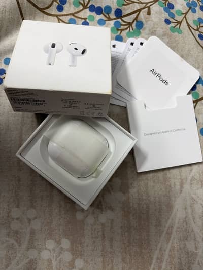 Apple AirPods4