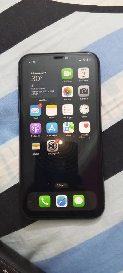 Apple iPhone 11