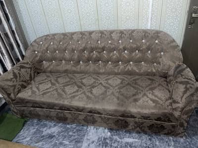 3 seater sofa in very good condition