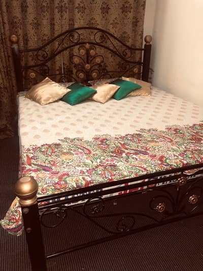 King Bed