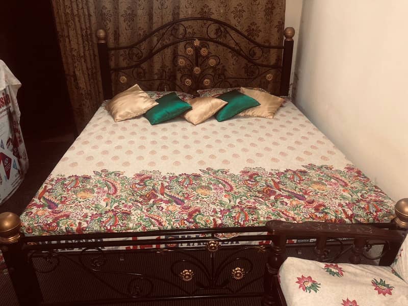 King Bed 1