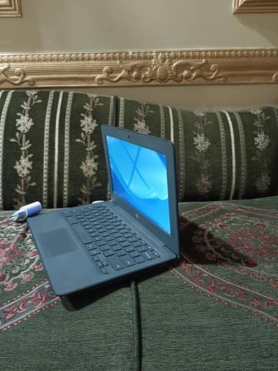 Brand New HP Chromebook 4 gb ram 128 gb storage windows 10 pro