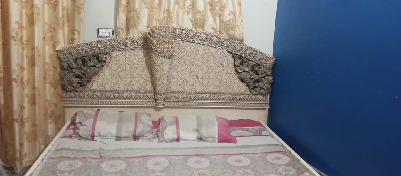 bedroom set 0