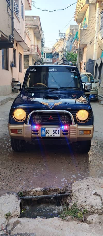 Mitsubishi Pajero Mini 2008