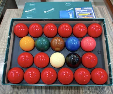 100% original Belgian snooker ball set